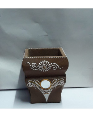 Product Name : DR.COW Flower Pot  7"